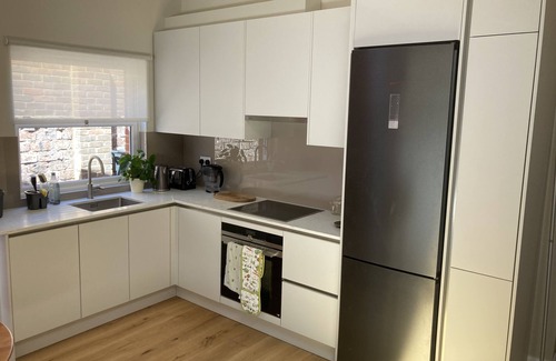 Eastbourne City Centre Apartment | Self-contained annex close to town centre