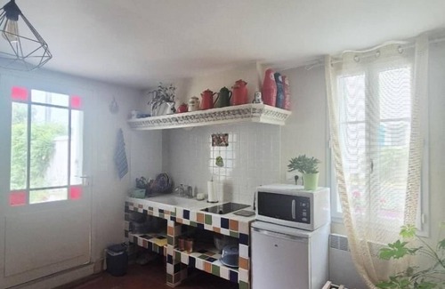 Fouras Apartment | Self-contained apartment with terrace