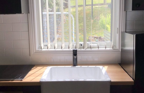 Mole Creek Apartment | Self-contained King suite, bath and shower, beautiful views, wood fire, Wifi