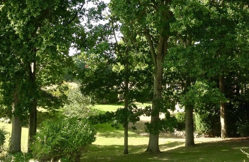 Warnham Apartment | Self Contained Stay, set within 7 acres of gated grounds, for 2 or 3 guests