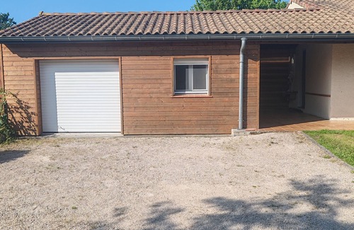 Fontenilles Apartment | Self-contained studio