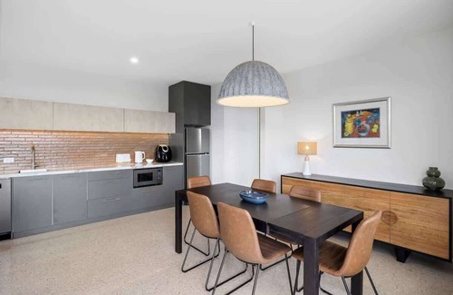 Fairhaven House | Self Contained Studio I Ocean Views