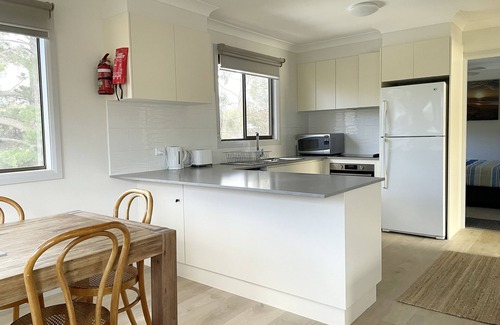 Broulee Villa | Self contained Top Unit - Surfs Up - Hear the sea at night.