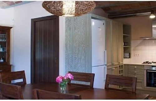 Sant Joan de Les Abadesses Cottage | Self catering Mas Serrat de la Teia for 6 people