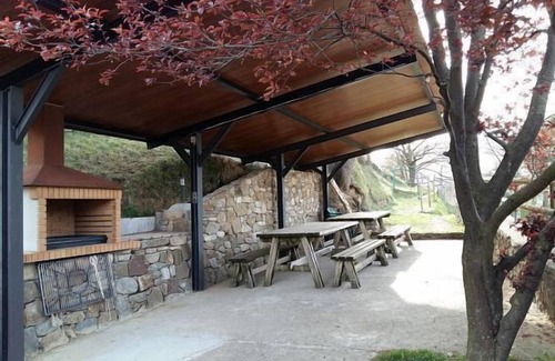 Sant Joan de Les Abadesses Cottage | Self catering Mas la Batllia for 4 people