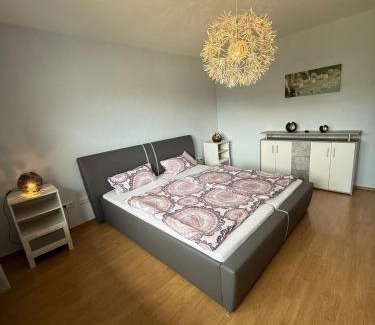 Oberthal Apartment | Selina's Apartment