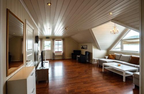 Selje Apartment | Seljevaagen Penthouse
