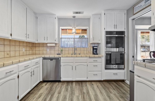 Pacheco House | Sellers Ranch House : Kids Spot - Hot Tub - Pool!