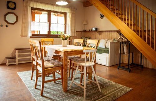 Kajov Apartment | Selský Dvůr- apartmány a keramická dílna