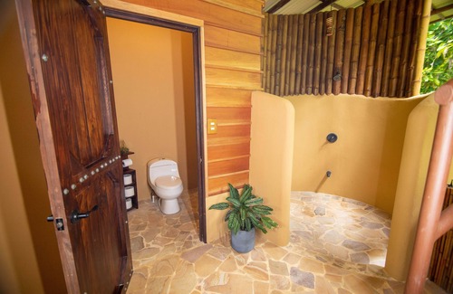 Ballena Hotel | Selva Armonia