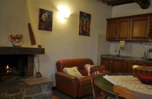 Caprese Michelangelo House | Selvadonica
