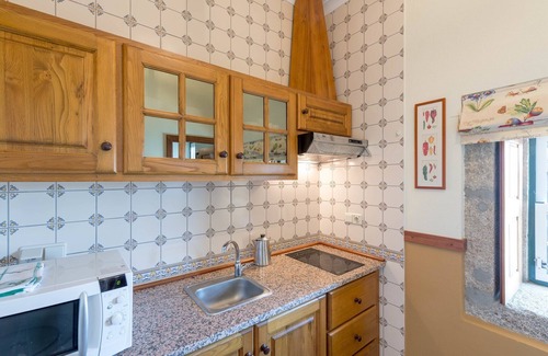 Vila Flor House | Semi-detached holiday home on an estate with a swimming pool