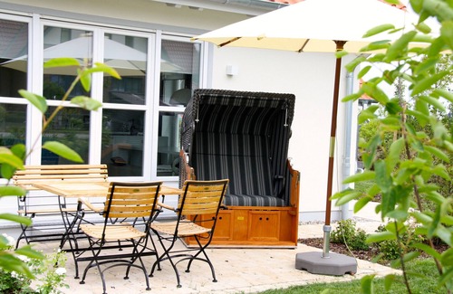Rosenhagen House | Semi-detached house " Seestern " on the Baltic Sea, fireplace, sauna, free WLAN -SEASIDE-