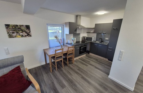 Niesgrau Apartment | Semi-detached house Thora