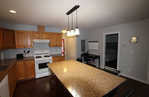 Blind Bay House | Semi Lakefront 2 Bedroom Private Suite