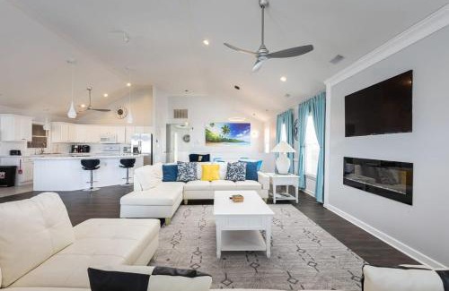 South Nags Head House | Semi-Oceanfront 8 bed with Pool Spa Ocean Views