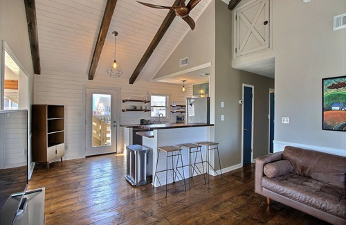 Rodanthe House | Semi-oceanfront/pet friendly/4 br - Mahalo House. Steps to beach