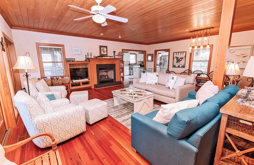 Southern Shores House | Semi-Oceanfront, Ocean Views, Private Pool, Close to Beach Access, SS5, Chez Shea