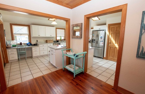 Southern Shores House | Semi-Oceanfront, Ocean Views, Private Pool, Close to Beach Access, SS5, Chez Shea