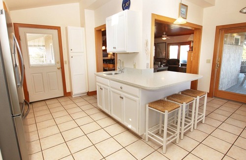 Southern Shores House | Semi-Oceanfront, Ocean Views, Private Pool, Close to Beach Access, SS5, Chez Shea