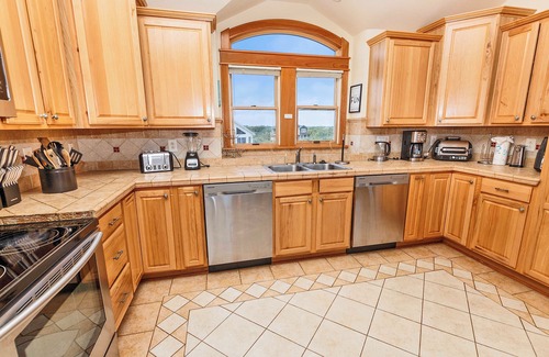 Carova Beach House | Semi-Oceanfront, Wild Horses, Pets Welcome, Private Pool, 4x2064, Happy Hours