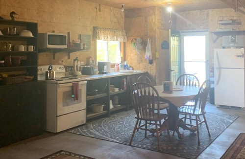 Champion Cabin | Semi-rustic on a quiet lake