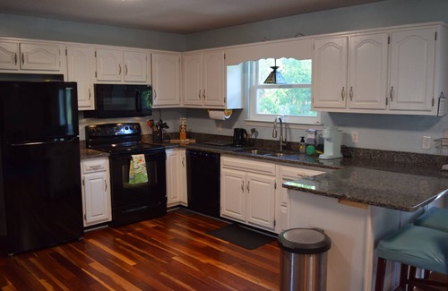 Rossville House | Semiahamoo Creekside Living less than a mile from Chattanooga
