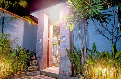 Laksmana Villa | SEMINYAK BEACH - Villa Ellen - SENSATIONAL REVIEWS - 150metres to the Beach