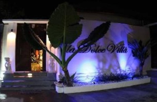 Nakula Villa | Seminyak: Pool Villa - 6 pers. - in the heart of Seminyak - very quiet