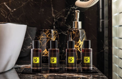 Adamas Hotel | Semiramis Guesthouse