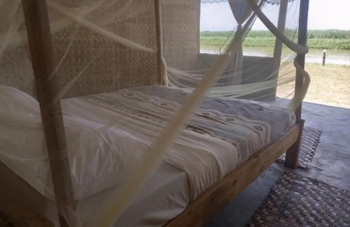 Western Region Hotel | Semliki Fishing River Camp