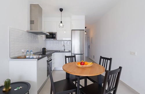 Costa Teguise Ski Chalet | Senator Relaxing Escape-pool view