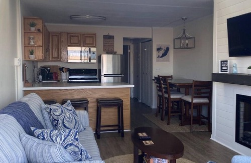 Midtown Ocean City Condo | SEND INQUIRY TO FIND OUT IF YOUR DATES ARE AVAILABLE, TOP FLOOR VIEWS!