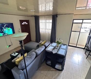 Cacique Apartment | Senderos Apartment, Self Check- in, Airport SJO 5 MIN