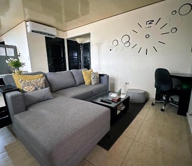 Cacique Apartment | Senderos Apartment, Self Check- in, Airport SJO 5 MIN
