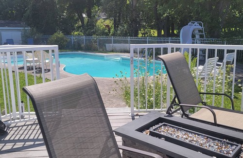 Baldwinsville House | Seneca Riverfront Spa! Hot tub, Pool + Sauna. Deep Water Docks and boat launch!