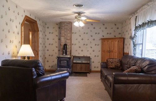 Seneca Rocks Cottage | Seneca Rocks Cottage - The Most Majestic View Available!