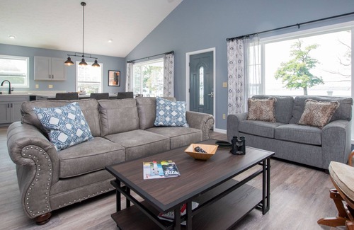 Town of Varick House | Seneca Spirit: Gorgeous Views of Seneca Lake!