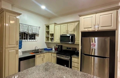 Georgetown Apartment | Senior Suite 3 Bedroom