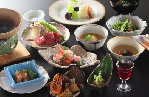 Yudanaka Shibu Onsen Hotel | Senjukaku