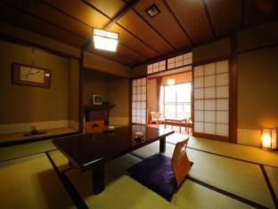 Kaminoyama Hotel | Senkeien Tsukioka Hotel