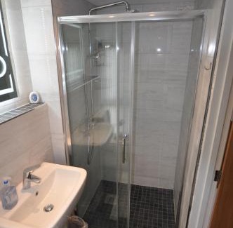 St. Buryan House | Sennen cove, Robins nest, near 14 Beaches, Minack