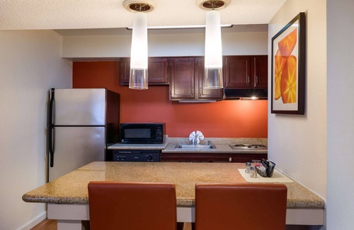 Livermore Hotel | SenS Suites Livermore, SureStay Collection by Best Western