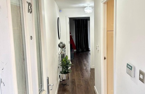 Greenhithe House | Sensational 3-bed Home Away From Home Near Greenhithe Station and Bluewater
