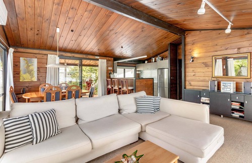 Pauanui House | Sensational Sun Trap on Estuary Frontage - Pauanui
