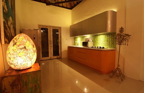 Renon Villa | SENSATIONAL VILLA 2 BEACHSIDE