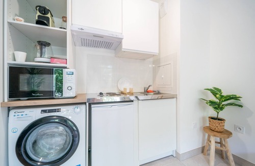 Rueil-Malmaison Apartment | Sensations - Studio dans le quartier d'affaires