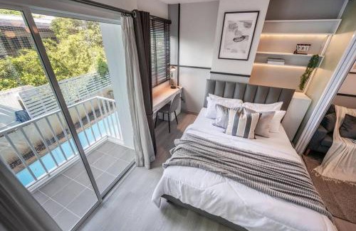 Mueang Samut Prakan District Apartment | Sense of London BTS Baring