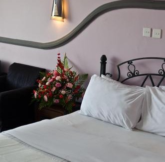 Tangana Hotel | Sentrim Castle Royal Hotel