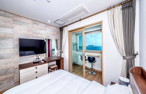Seongsan House | Seogwipo Gaetkeusi Pension